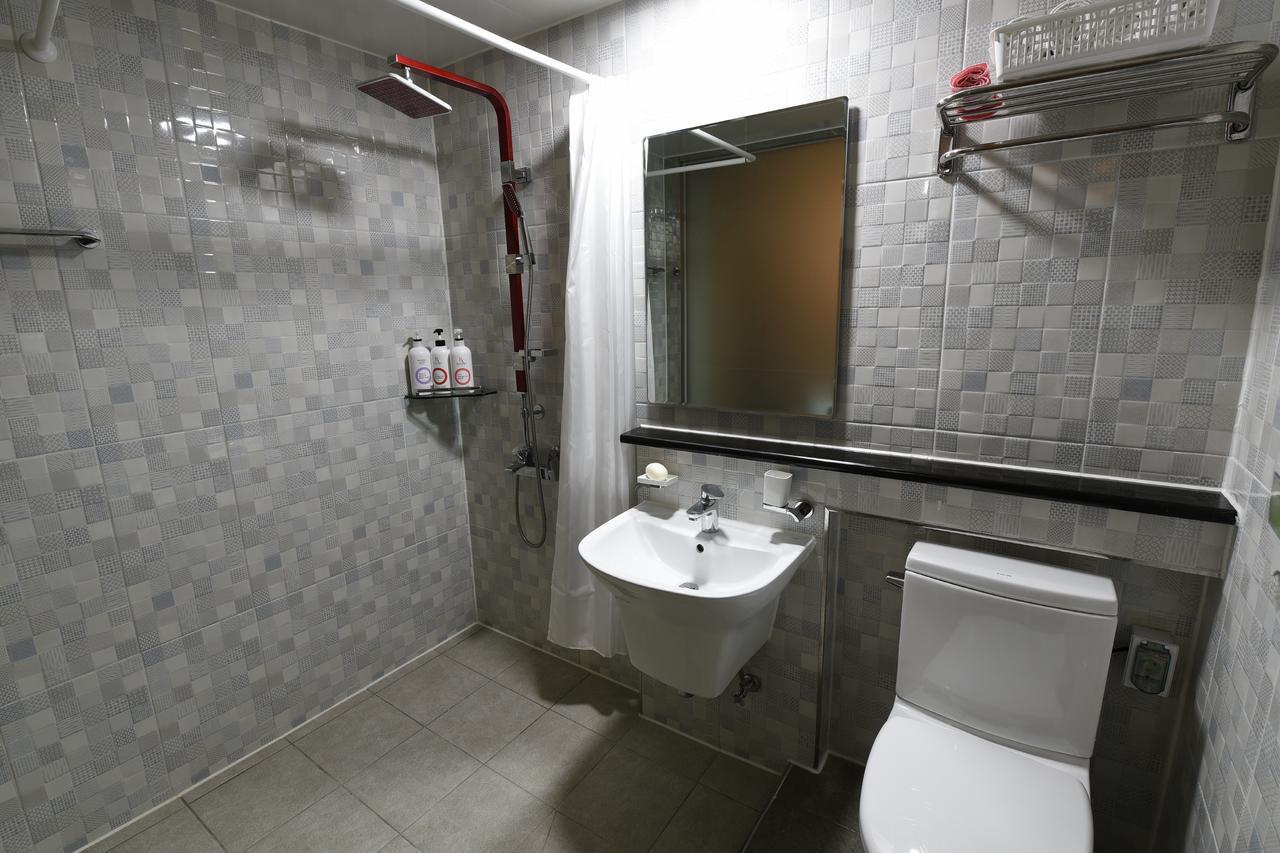 Jecheon Q Motel Eksteriør bilde